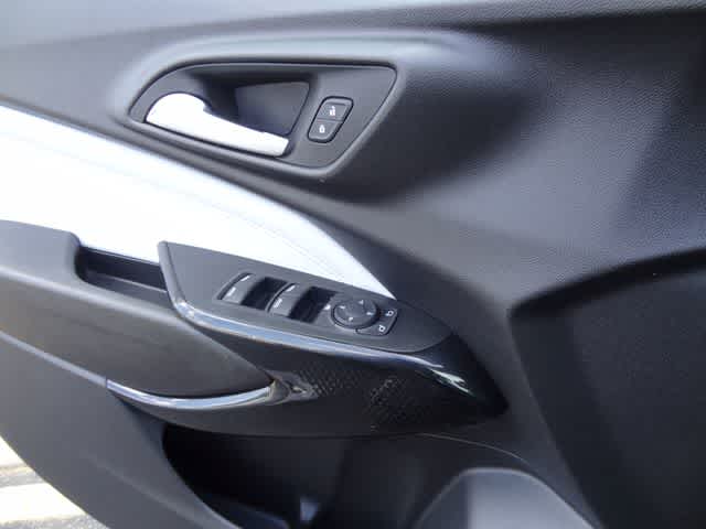 Thumbnail: 2025 Chevrolet Trax - 15