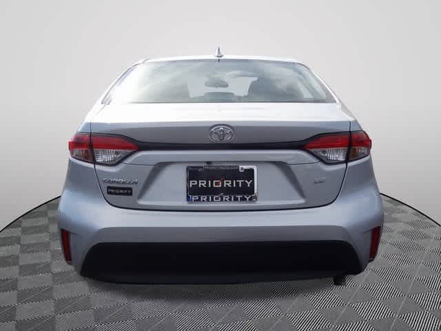 Thumbnail: 2023 Toyota Corolla - 3