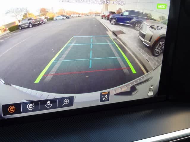 Thumbnail: 2026 INFINITI QX80 - 30