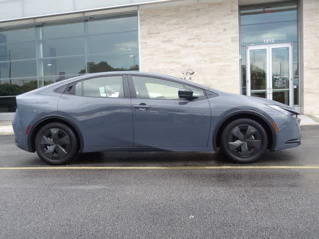 Thumbnail: 2025 Toyota Prius - 4