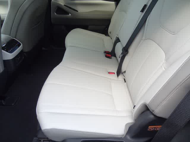 Thumbnail: 2026 INFINITI QX60 - 8