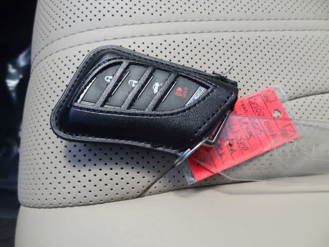 Thumbnail: 2025 Lexus LS - 51