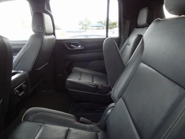 Thumbnail: 2022 Chevrolet Suburban - 10