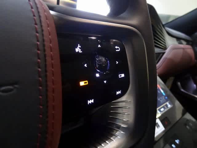 Thumbnail: 2026 INFINITI QX80 - 25