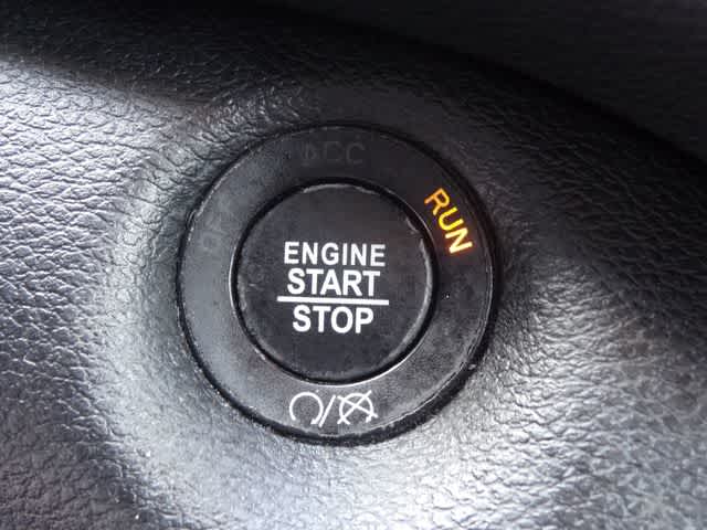 Thumbnail: 2019 Jeep Cherokee - 23