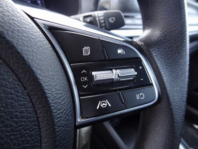 Thumbnail: 2023 Kia Forte - 16