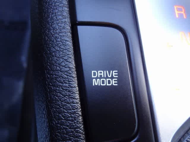 Thumbnail: 2023 Kia Forte - 25