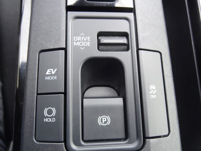 Thumbnail: 2025 Toyota Prius - 30