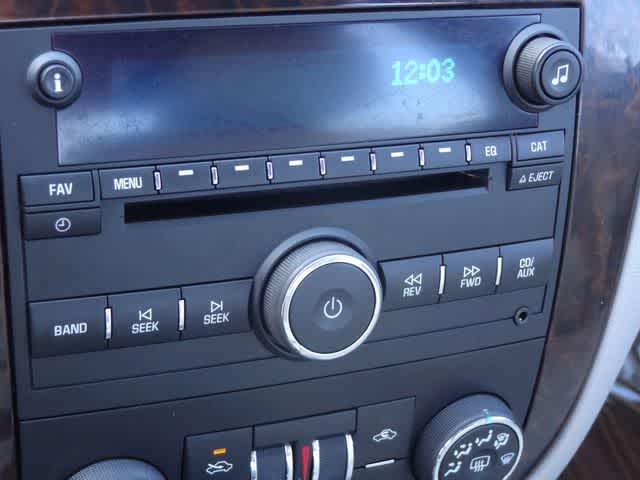 Thumbnail: 2014 Chevrolet Impala - 23