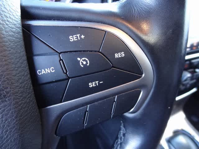 Thumbnail: 2021 Jeep Grand Cherokee - 21