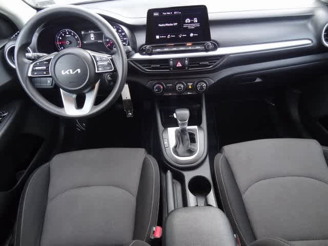 Thumbnail: 2023 Kia Forte - 10