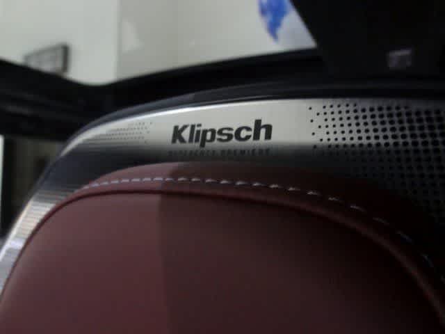 Thumbnail: 2026 INFINITI QX80 - 9