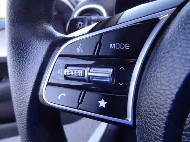 Thumbnail: 2023 Kia Forte - 16