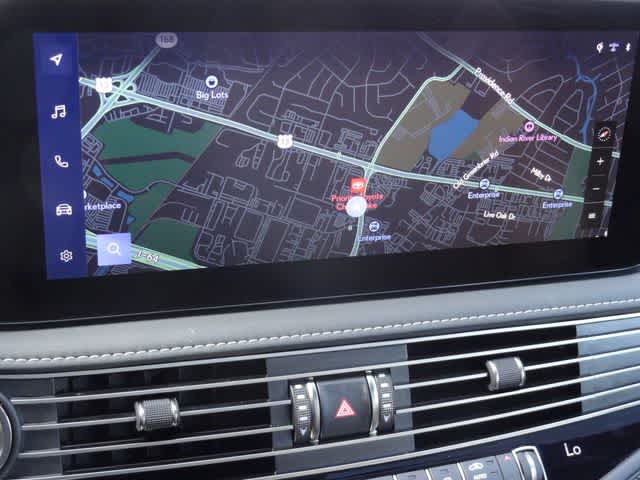 Thumbnail: 2025 Lexus LS - 32