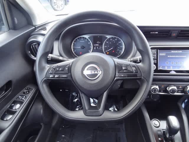 Thumbnail: 2023 Nissan Kicks - 11