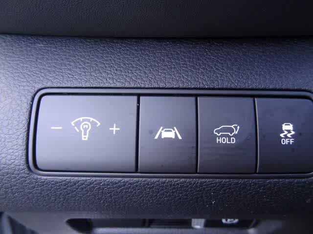 Thumbnail: 2023 Hyundai Santa Fe - 18