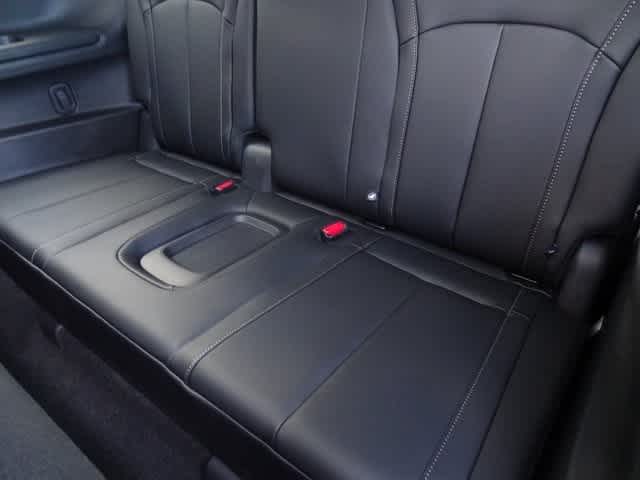 Thumbnail: 2026 INFINITI QX60 - 10