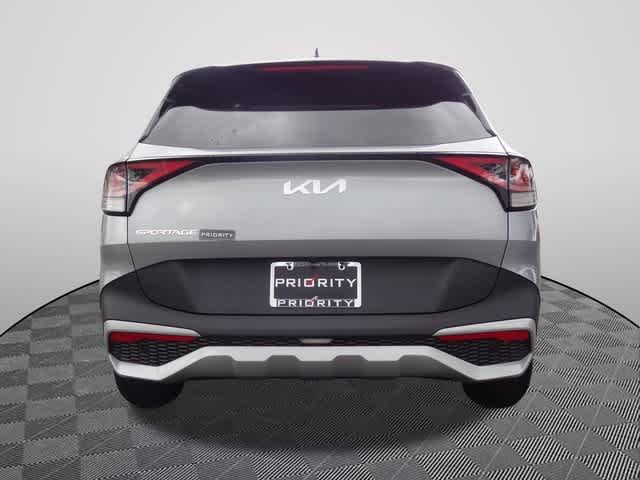 Thumbnail: 2023 Kia Sportage - 3