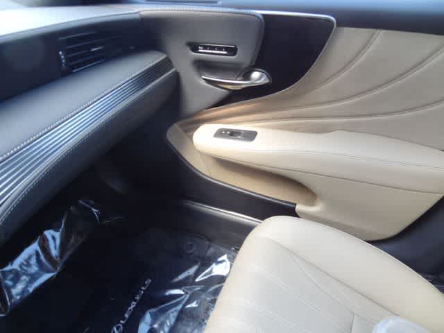 Thumbnail: 2025 Lexus LS - 47