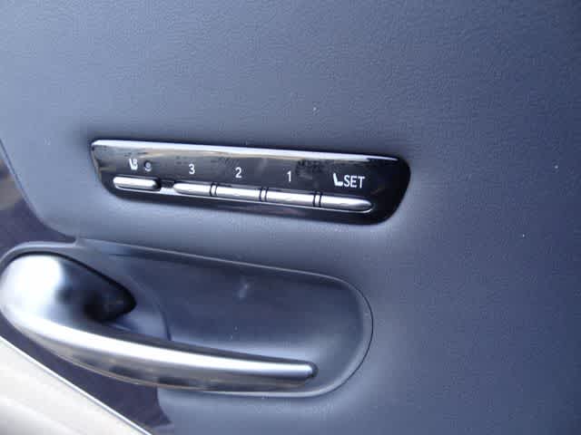 Thumbnail: 2025 Lexus LS - 20