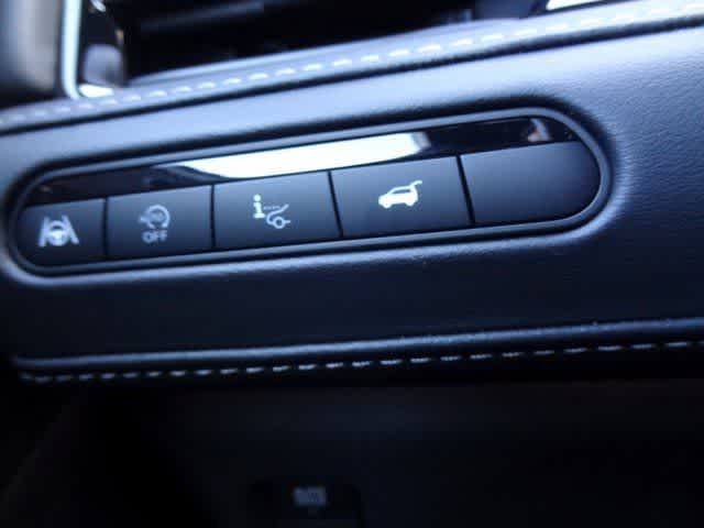 Thumbnail: 2026 INFINITI QX80 - 23