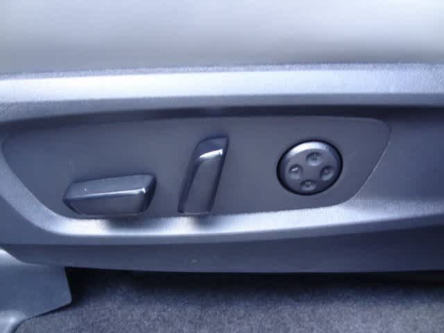 Thumbnail: 2026 INFINITI QX60 - 8