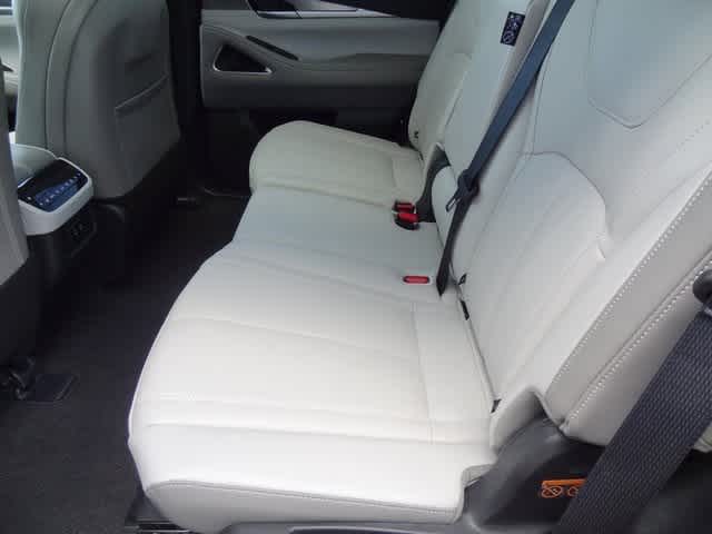 Thumbnail: 2026 INFINITI QX60 - 8