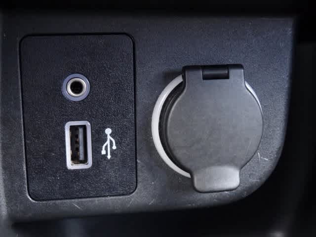 Thumbnail: 2023 Nissan Kicks - 27