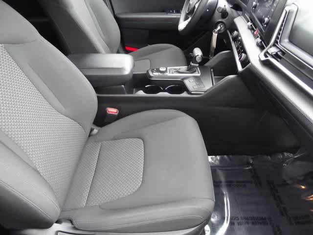 Thumbnail: 2023 Kia Sportage - 12