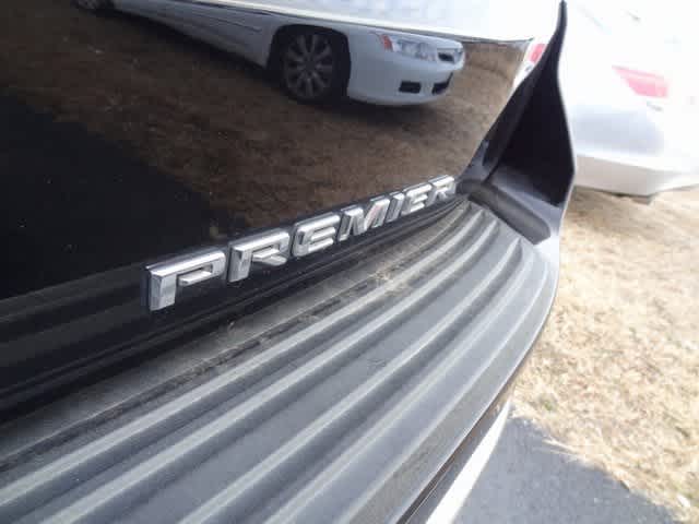 Thumbnail: 2022 Chevrolet Suburban - 20