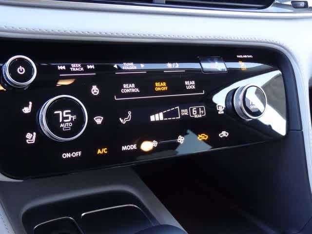 Thumbnail: 2026 INFINITI QX60 - 29