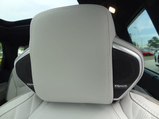 Thumbnail: 2026 INFINITI QX60 - 8