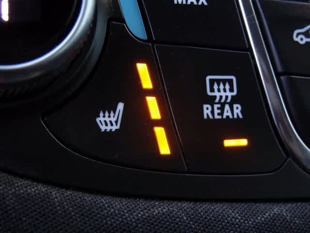 Thumbnail: 2023 Chevrolet Malibu - 27