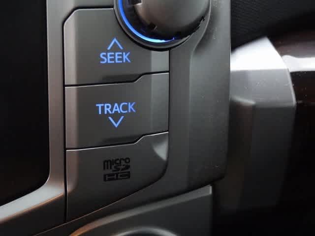 Thumbnail: 2018 Toyota 4Runner - 27