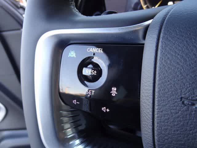 Thumbnail: 2026 INFINITI QX80 - 21