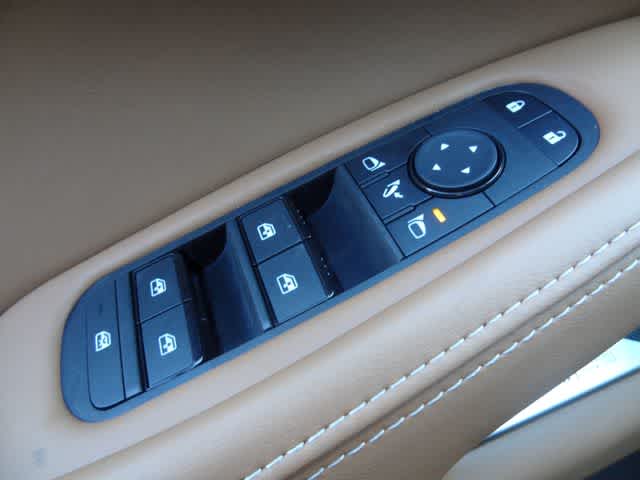 Thumbnail: 2027 INFINITI QX60 - 18
