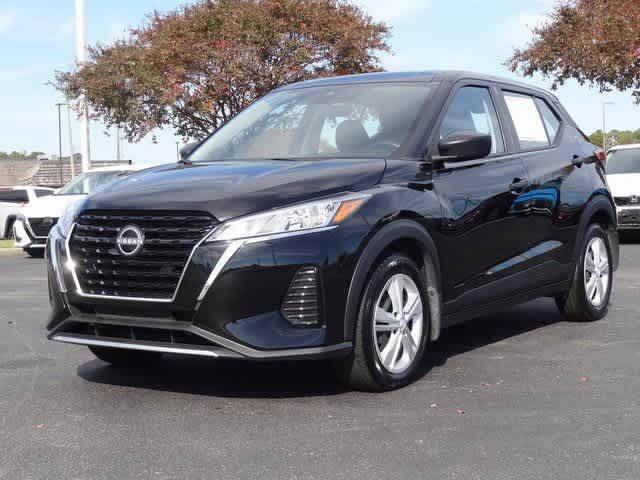 Thumbnail: 2023 Nissan Kicks - 1