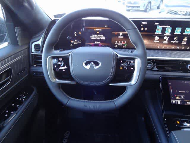 Thumbnail: 2026 INFINITI QX80 - 18