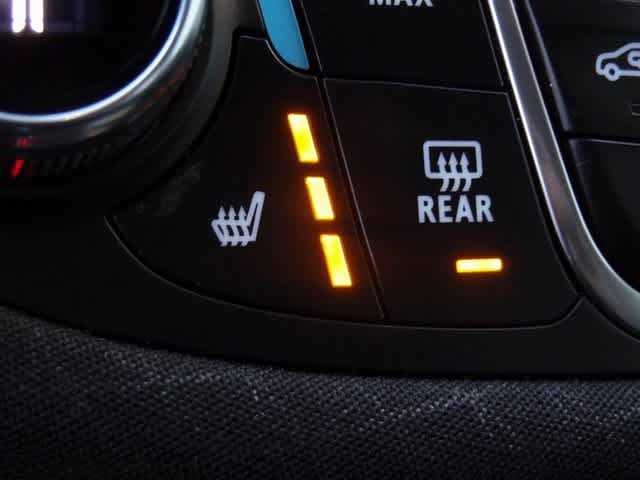 Thumbnail: 2023 Chevrolet Malibu - 29