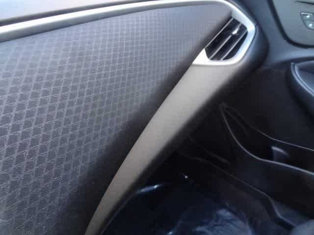 Thumbnail: 2023 Chevrolet Malibu - 31