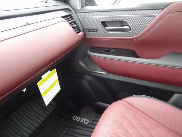 Thumbnail: 2026 INFINITI QX80 - 36