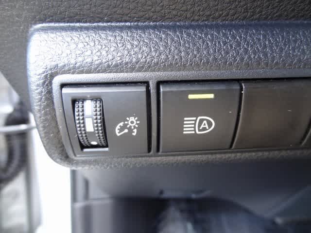 Thumbnail: 2023 Toyota Corolla - 16