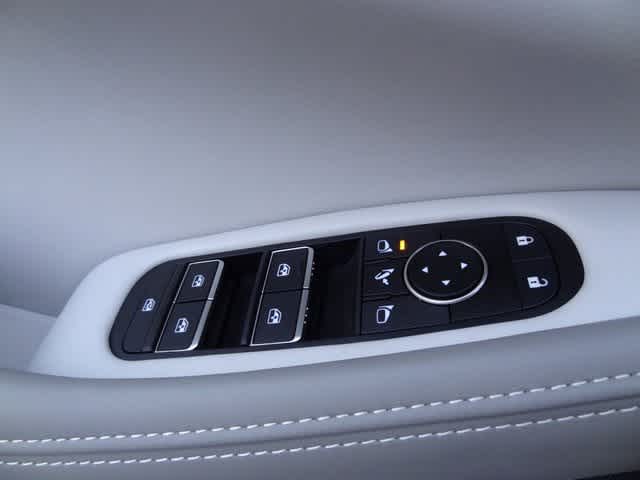 Thumbnail: 2026 INFINITI QX60 - 16