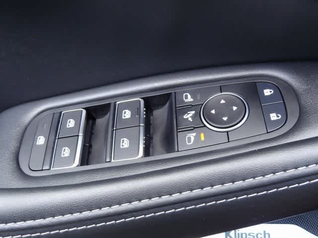 Thumbnail: 2026 INFINITI QX60 - 14