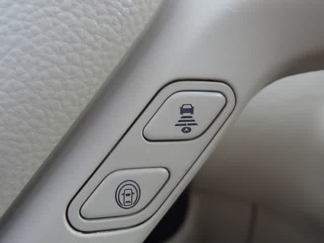 Thumbnail: 2010 INFINITI EX35 - 20