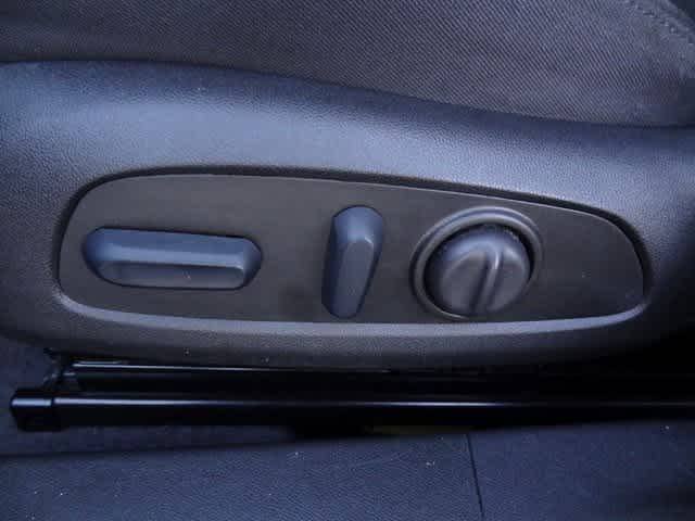 Thumbnail: 2023 Chevrolet Malibu - 7