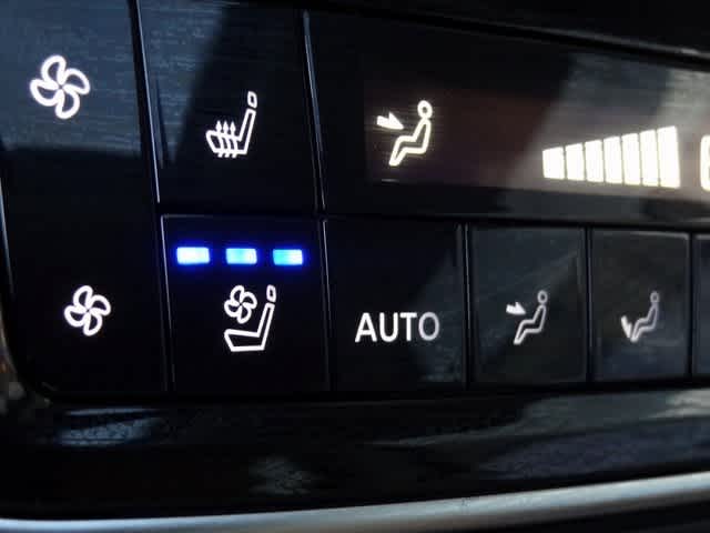 Thumbnail: 2026 INFINITI QX80 - 12