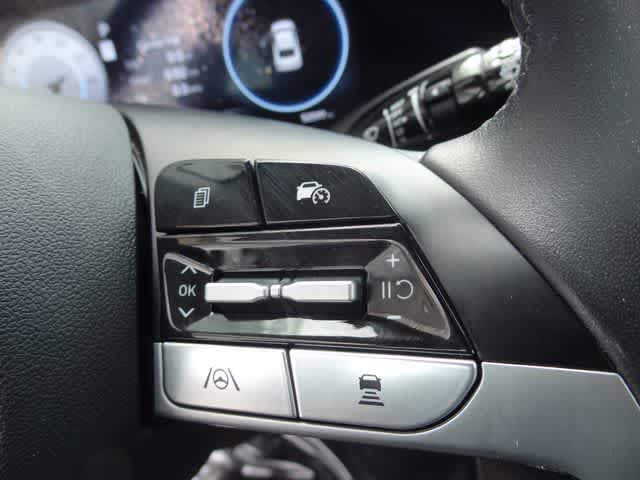 Thumbnail: 2024 Hyundai Elantra - 20