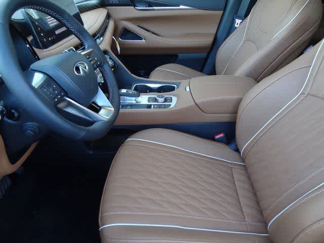 Thumbnail: 2026 INFINITI QX60 - 6
