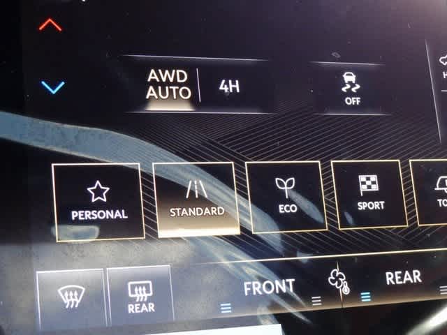 Thumbnail: 2026 INFINITI QX80 - 33